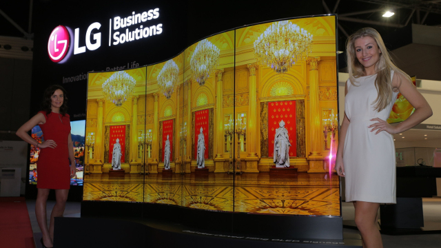 LG Electronics - 4K Ultra HD OLED Signage LG Electronics - 4K Ultra HD OLED Signage