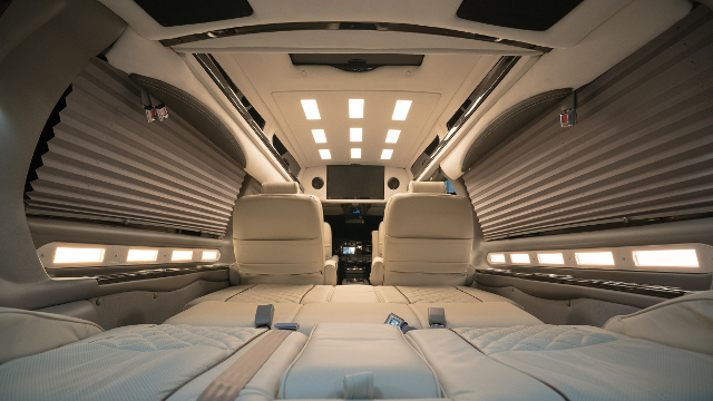 LG Display/Chang's Custom - Car Interior lighting with LG Display OLED light panels LG Display/Chang's Custom - Car Interior lighting with LG Display OLED light panels