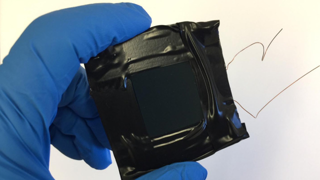 University of California, Berkeley, and Lawrence Berkeley National Laboratory - Perovskite solar cell using a new technique to sandwich two types of perovskite into a single photovoltaic cell University of California, Berkeley, and Lawrence Berkeley National Laboratory - Perovskite solar cell using a new technique to sandwich two types of perovskite into a single photovoltaic cell