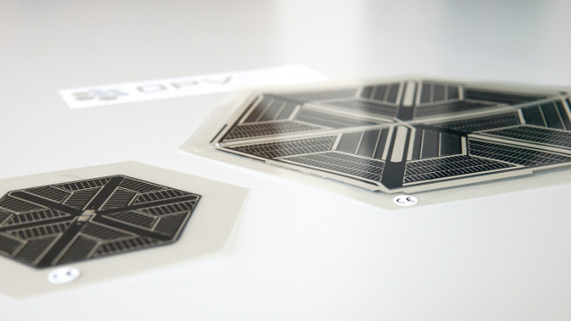 Opvius - Organic solar cells with CE approval Opvius - Organic solar cells with CE approval