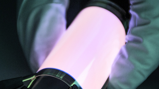 Fraunhofer FEP - Flexible OLEDs with adjustable colours – new design options for lighting designers Fraunhofer FEP - Flexible OLEDs with adjustable colours – new design options for lighting designers