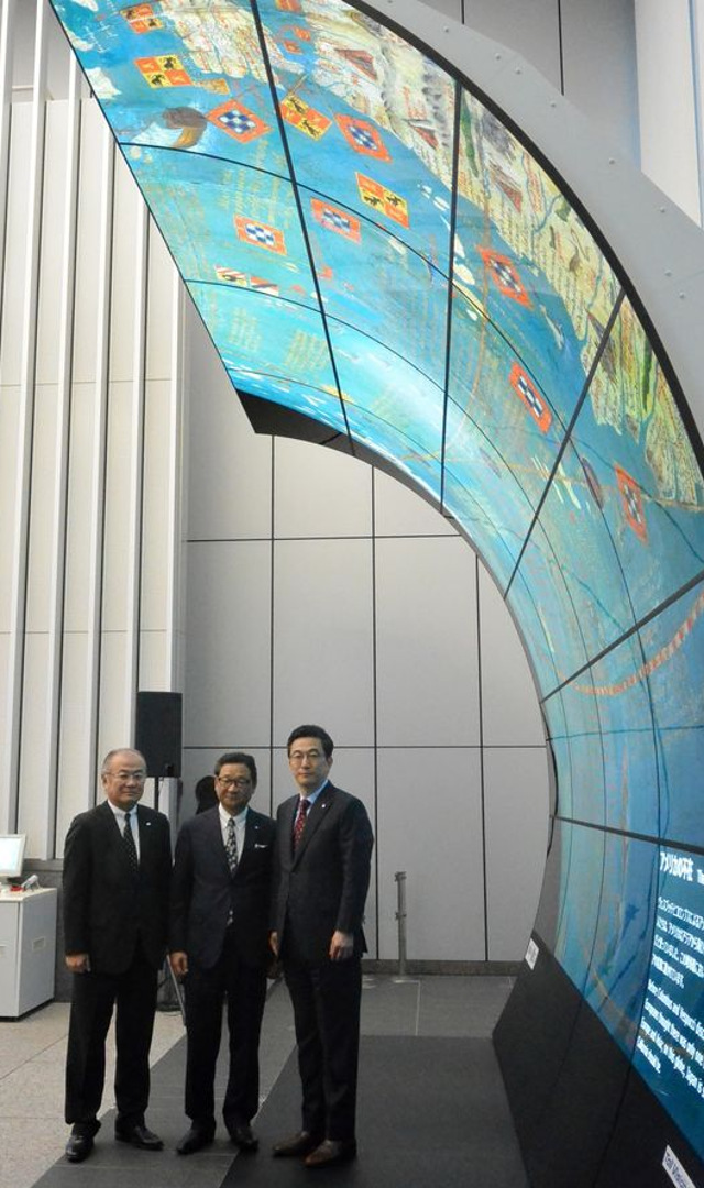 JR Kyushu Agency - Large OLED billboard to be installed at Hakata Station JR Kyushu Agency - Large OLED billboard to be installed at Hakata Station